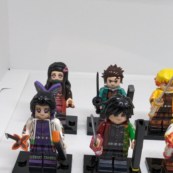 8 Minifigures- Demon Slayer Anime Building Block Toy Collectors Action Figures - Picture 3 of 9